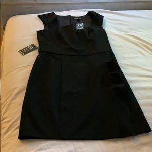 Expresa black dress